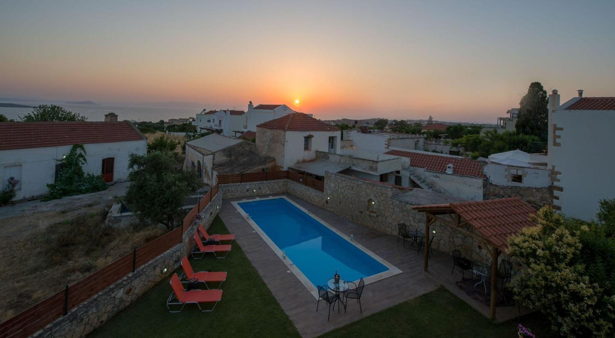 Chorafakia Skandalis Apartments With Pool מראה חיצוני תמונה