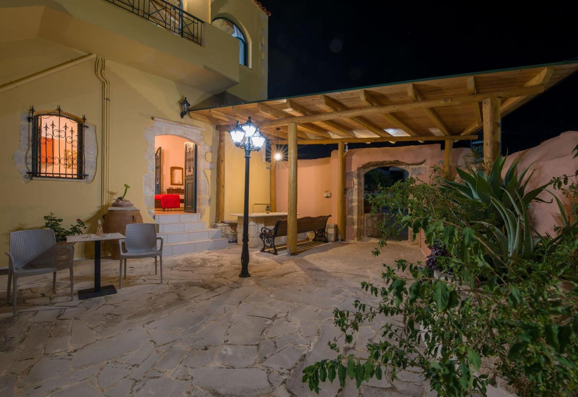Chorafakia Skandalis Apartments With Pool מראה חיצוני תמונה